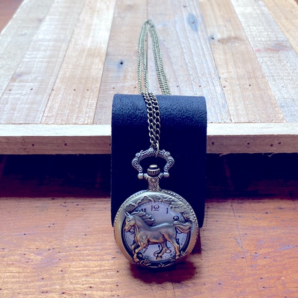 🐎 Thoroughbred Timepiece • Brass Chain • SaratogaStyle - Picture 8 of 8